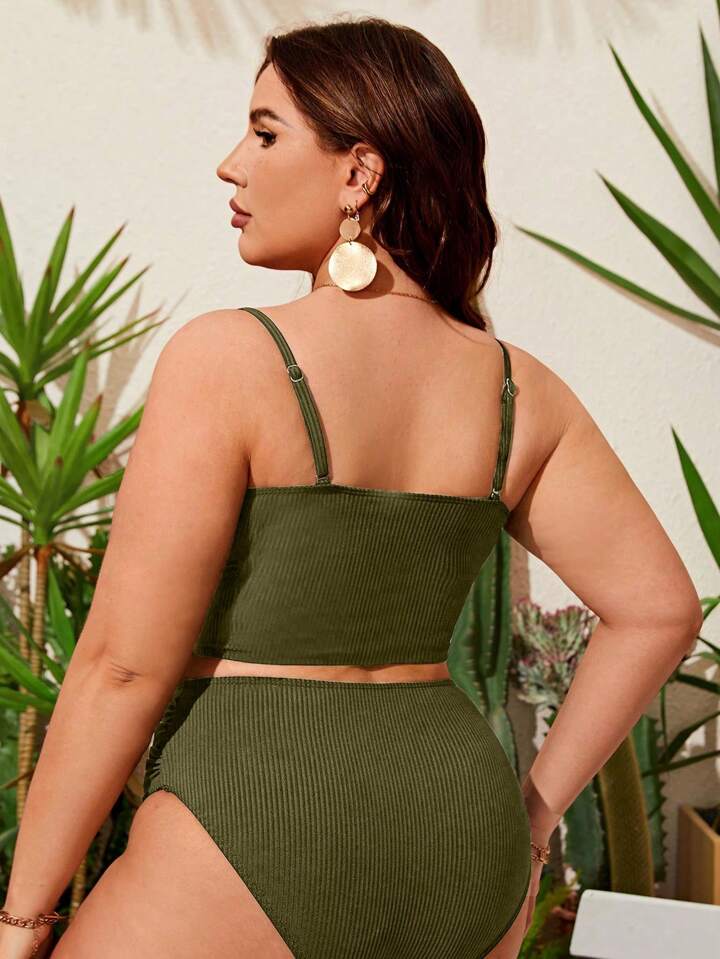 Biquini Plus Size - Zara