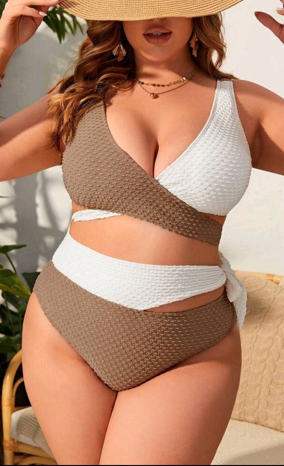 Biquíni Plus Size - Júlia